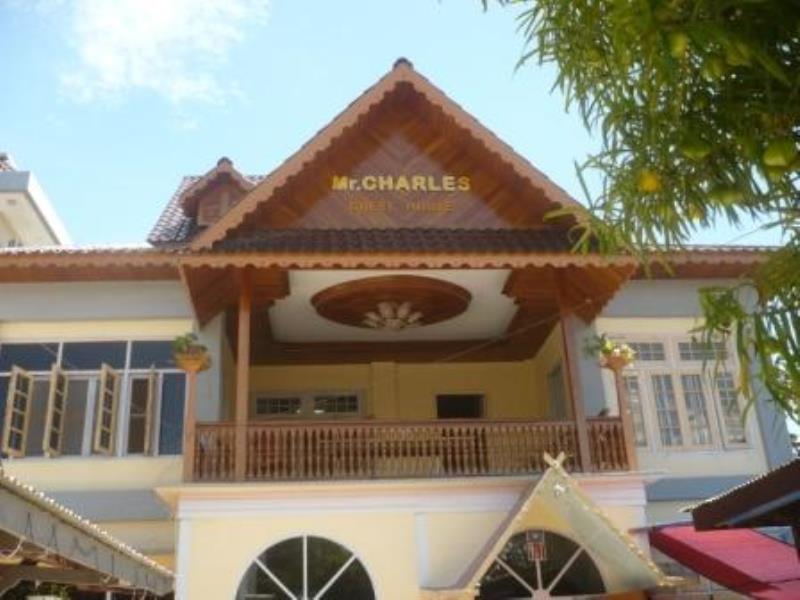 Mr. Charles Hotel Hsipaw Kültér fotó